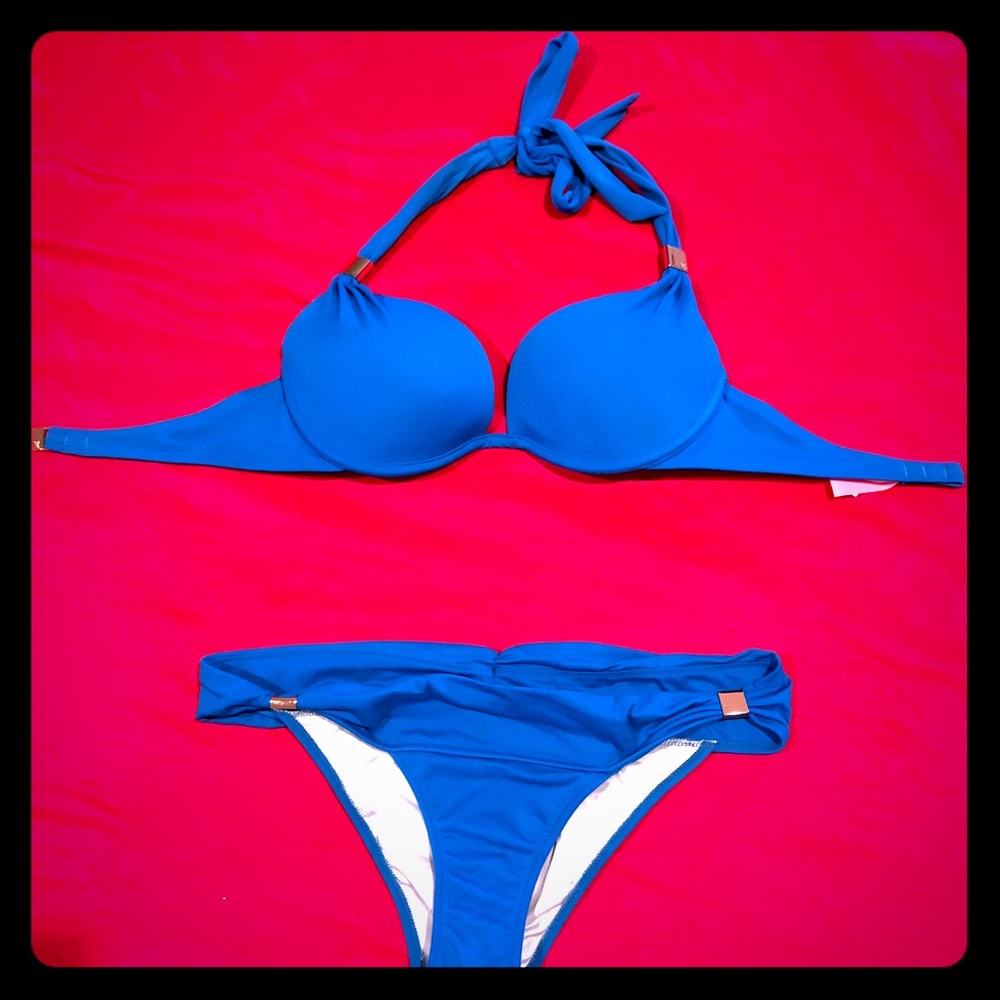 Victoria’s Secret Swim Bikini 32C, Small